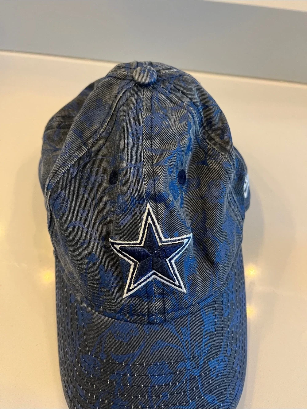 Women’s Dallas cowboys new era floral hat
